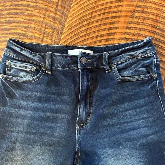 KanCan Griffin High Rise Split Fray Hem Skinny Jeans - Picture 2 of 8